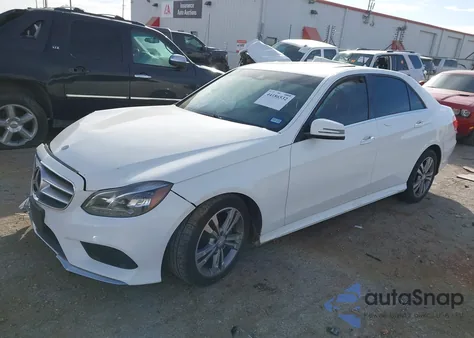 2015 Mercedes-Benz E 350 z USA, uszkodzony, nr VIN WDDHF5KB5FB101888